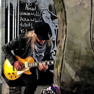 Meet your Posher, Aric